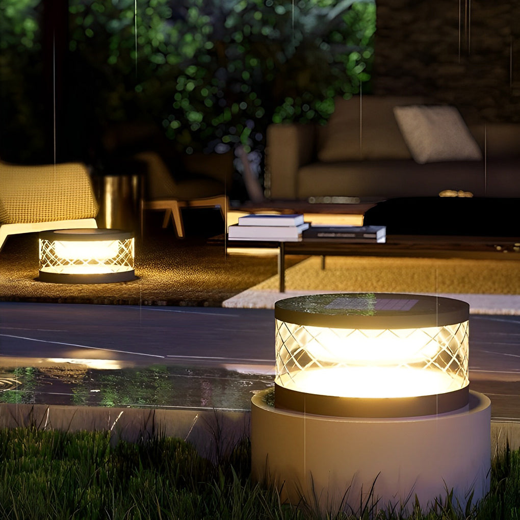 Round Creative Acrylic Waterproof Black Modern Solar Post Caps Lights