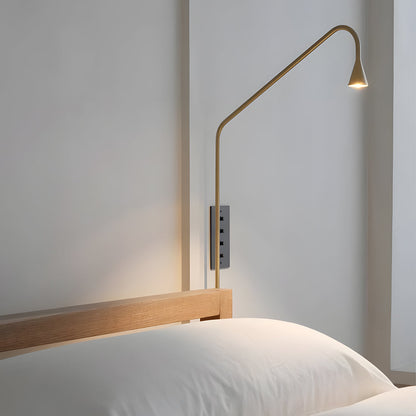 Swing Long Arm Austere Wall Lamp - Black/Gold