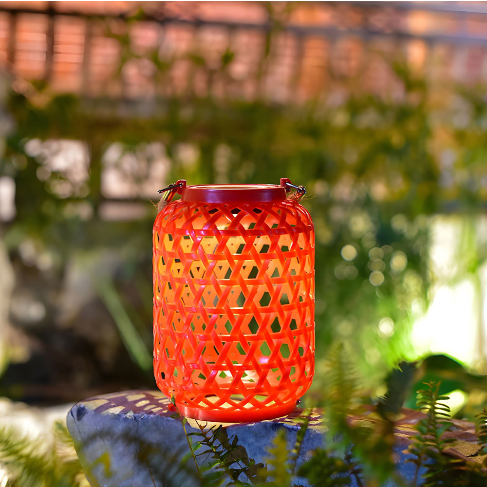 Portable Solar Lanterns Plastic Rattan Solar Hanging Lanterns Outdoor Light LED Solar Garden Lanterns