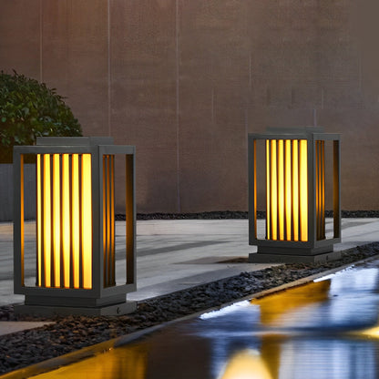 Minimalist Vertical Strip Shape Waterproof LED Black Outdoor Lawn Lamp