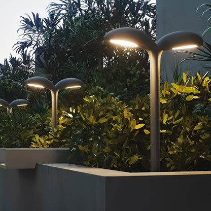 Creative Aluminum Waterproof Black Modern Outdoor Light Pathway Lights