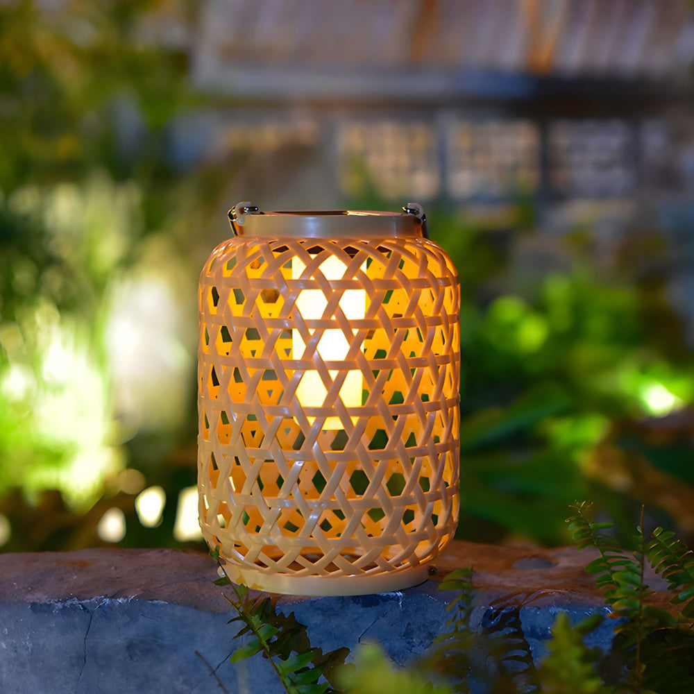 Portable Solar Lanterns Plastic Rattan Solar Hanging Lanterns Outdoor Light LED Solar Garden Lanterns