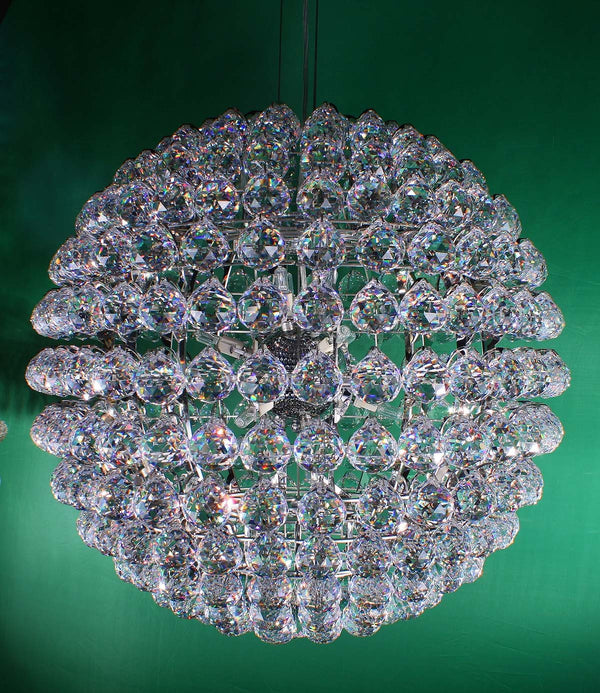 18 lights crystal chandelier in polished chrome finish