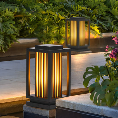 Minimalist Vertical Strip Shape Waterproof LED Black Outdoor Lawn Lamp