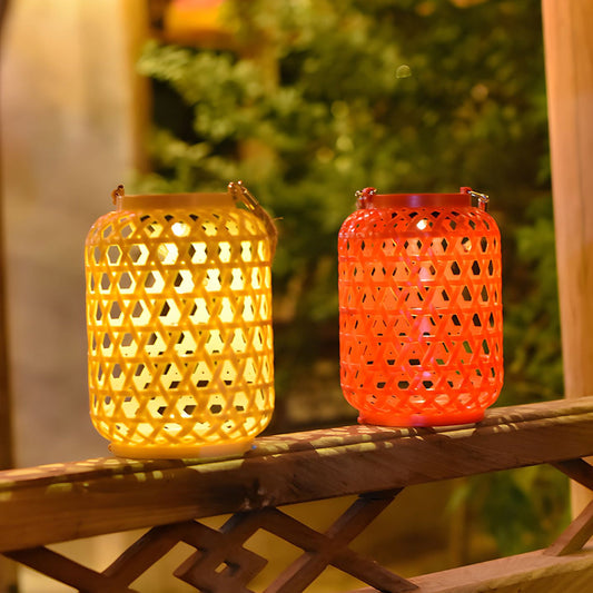 Portable Solar Lanterns Plastic Rattan Solar Hanging Lanterns Outdoor Light LED Solar Garden Lanterns