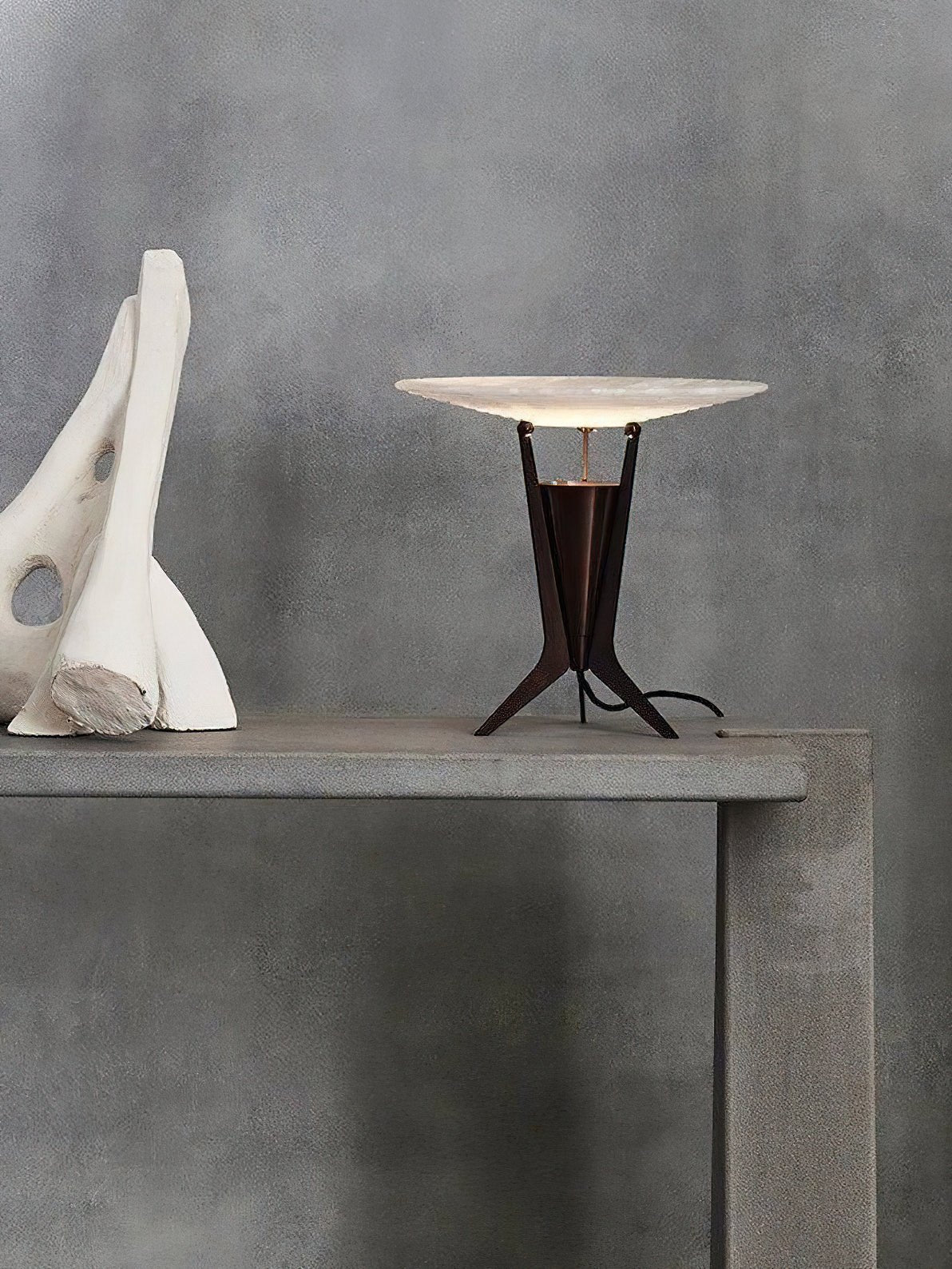 Aragon Task lamp Table Lamp