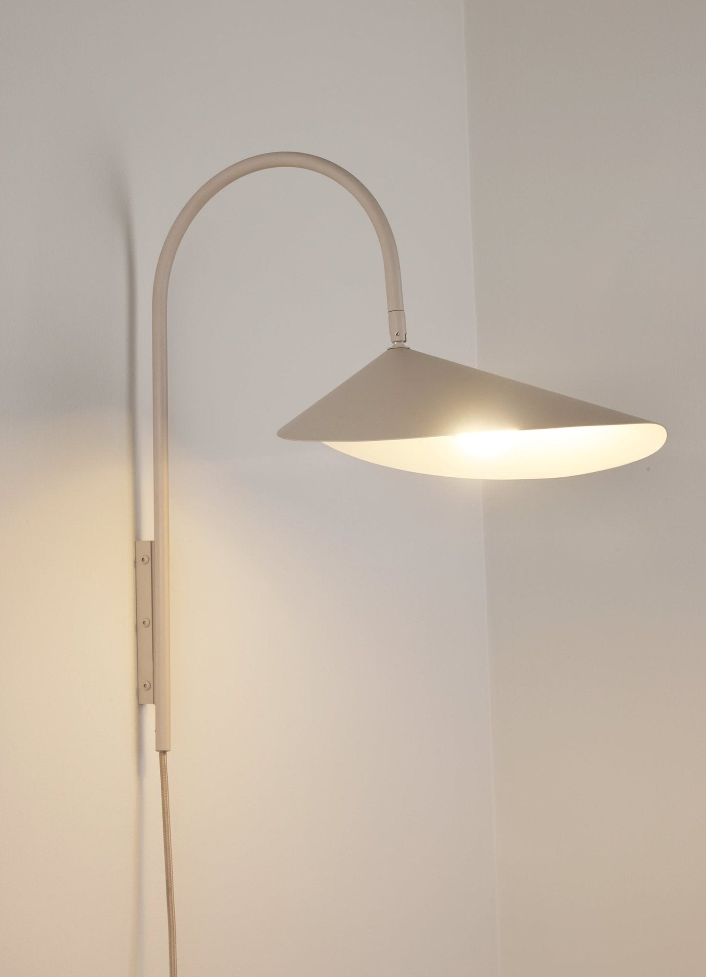 Arum Swivel Bracket light Wall Lamp