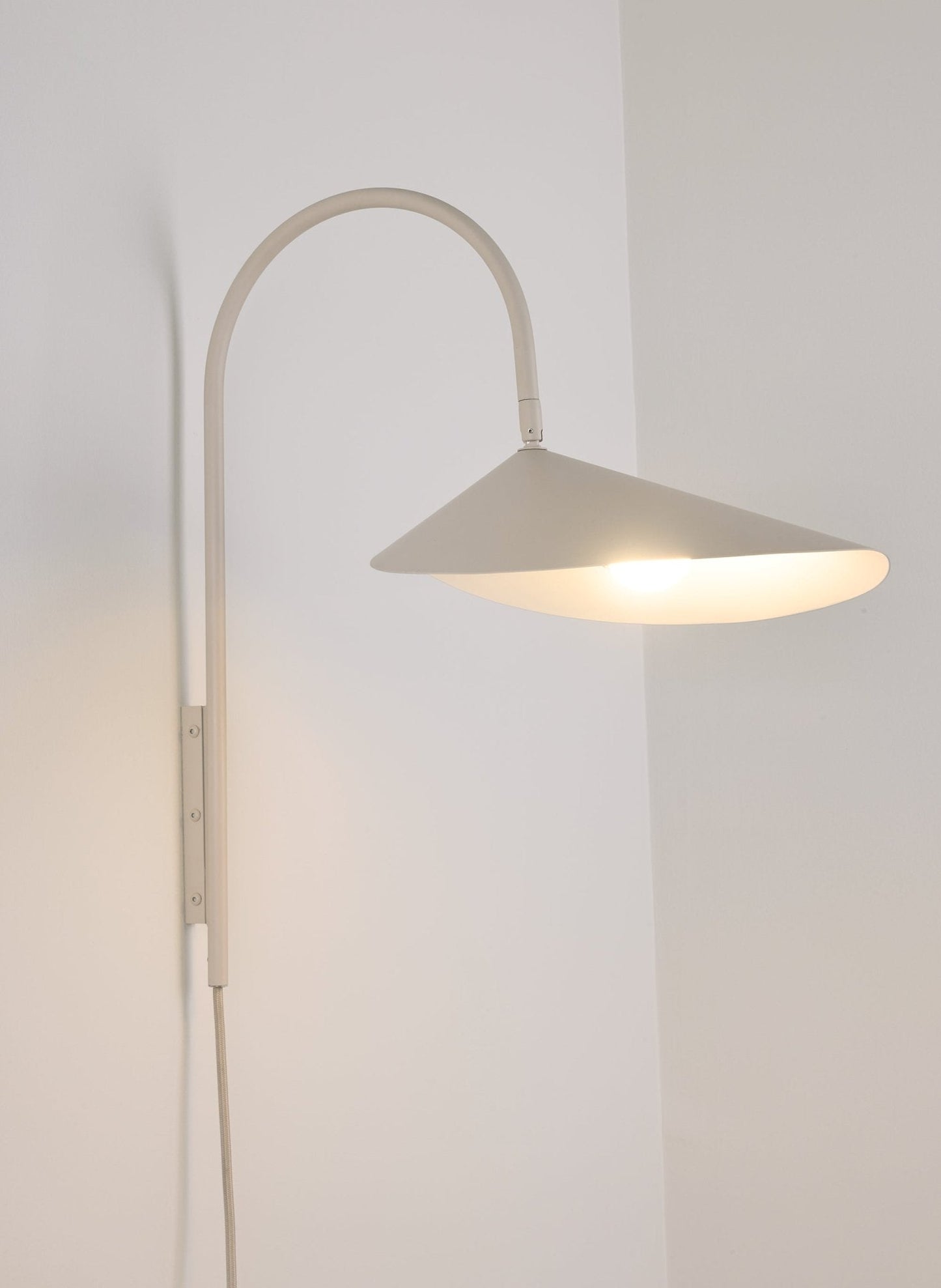 Arum Swivel Bracket light Wall Lamp