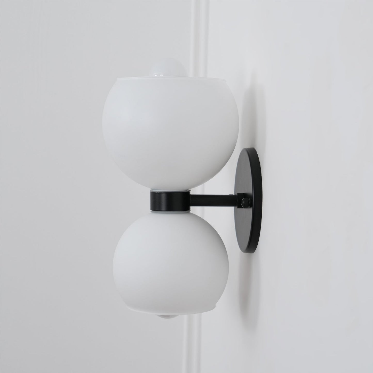 Betty Wall-mounted light Wall Lamp