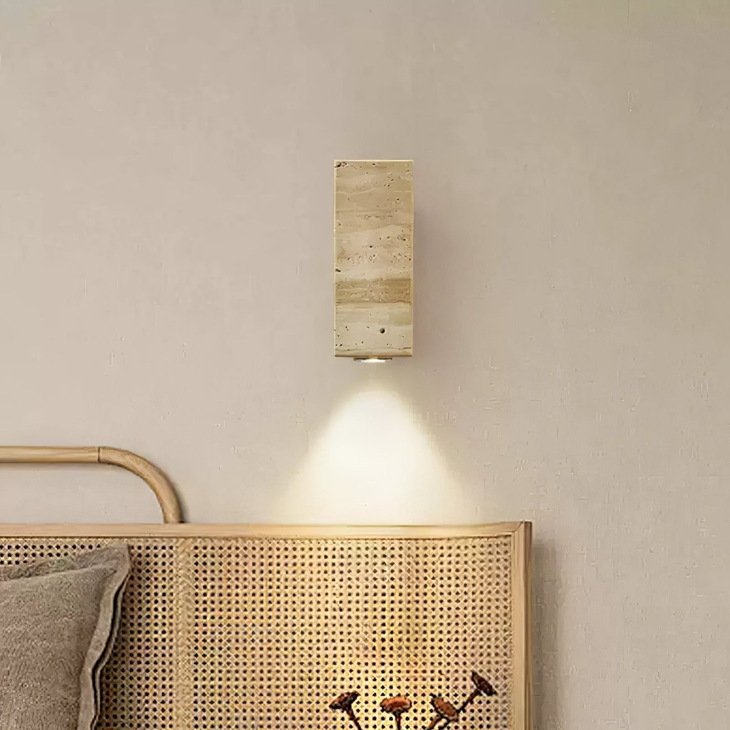 Blend Bracket light Wall Sconce