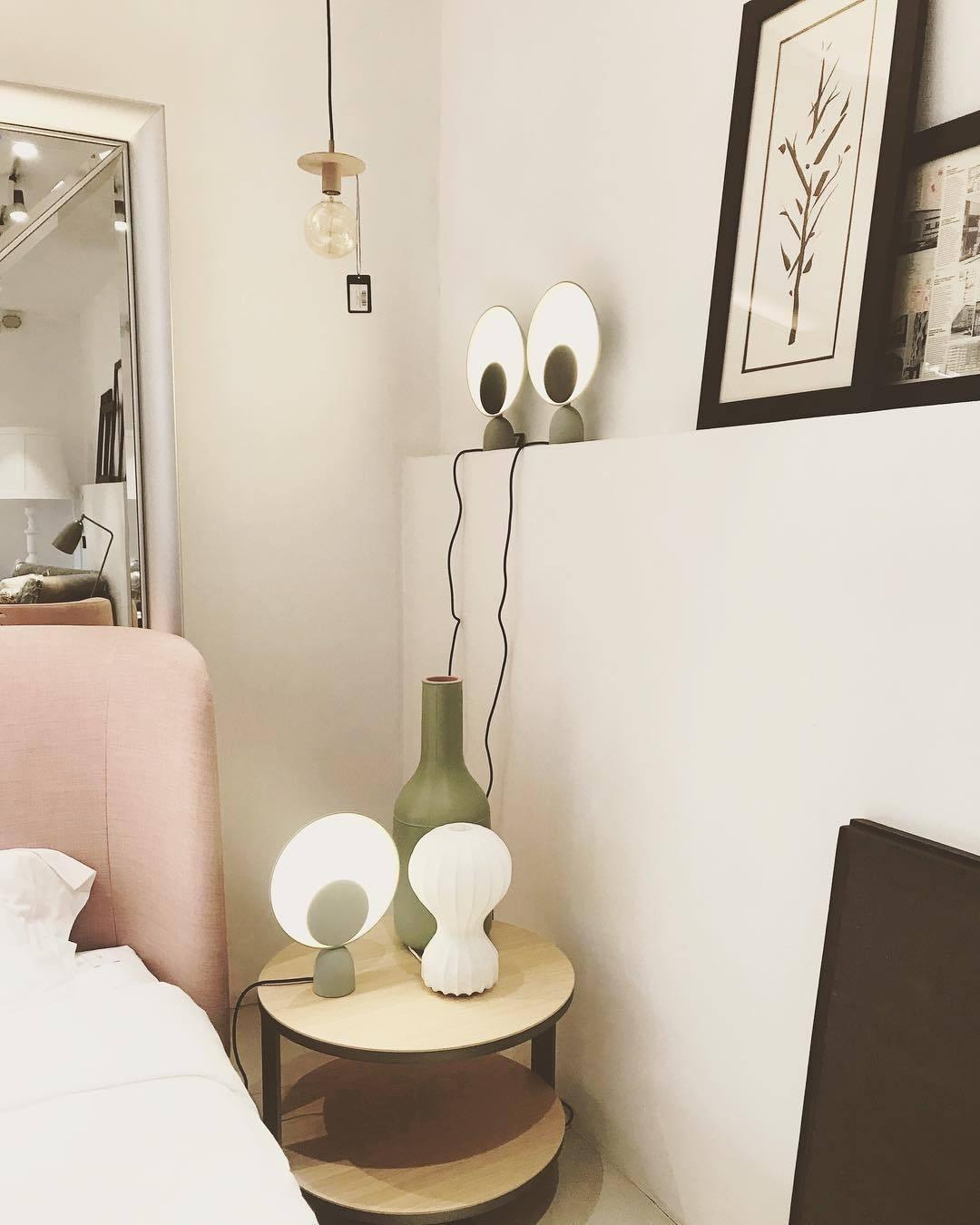 Blooper Nightstand lamp Table Lamp