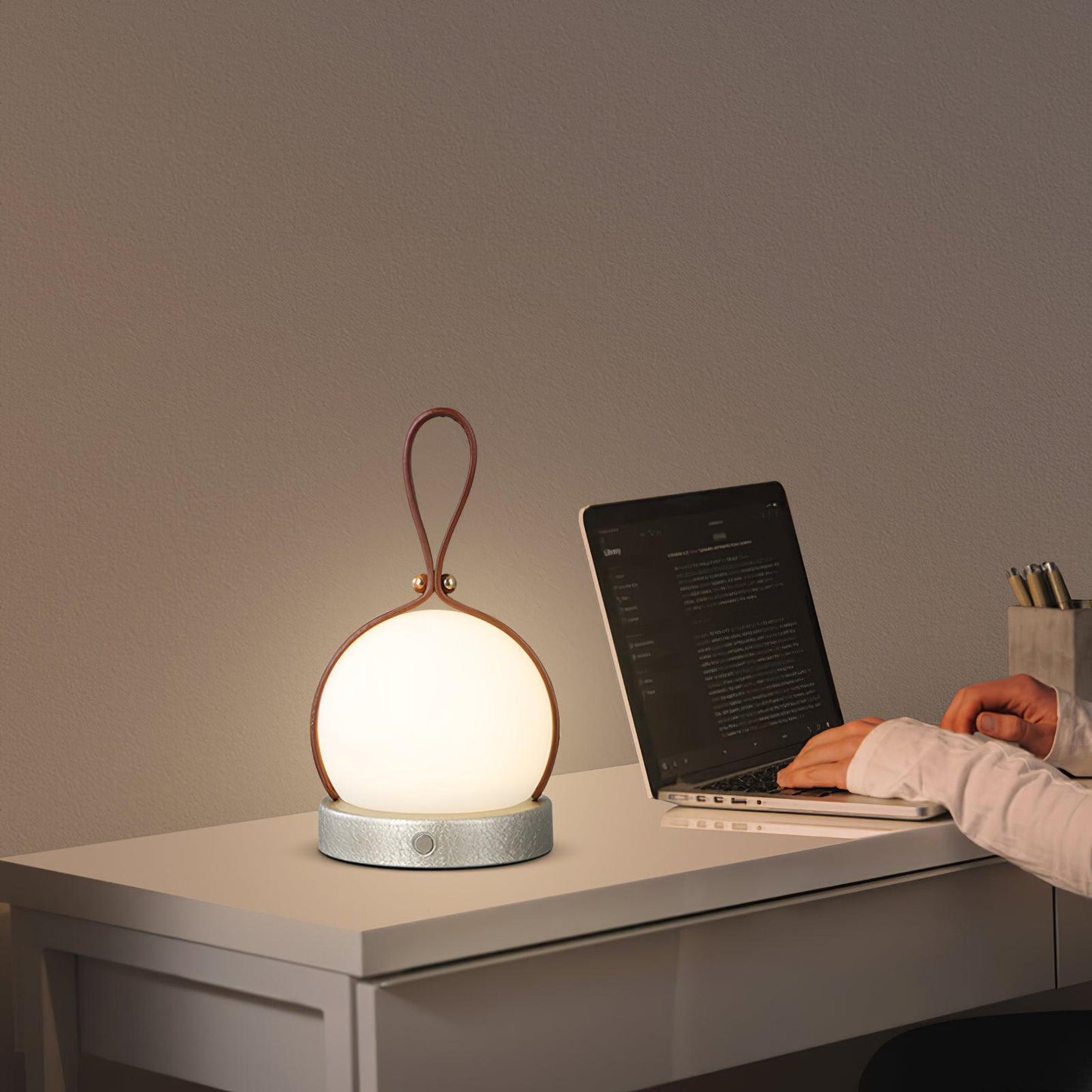 Bola Lantern Built-in Battery Work lamp Table Lamp