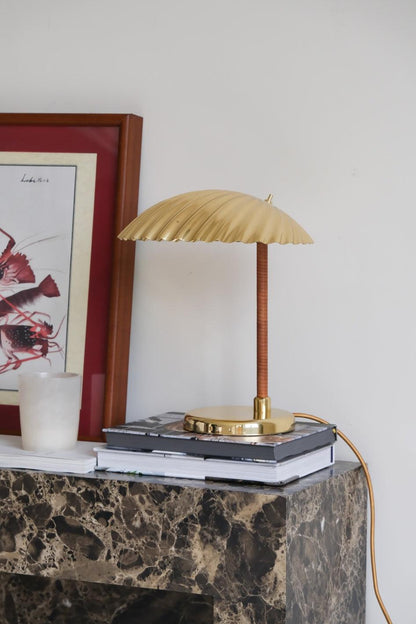 Brass Shell Nightstand lamp Table Lamp