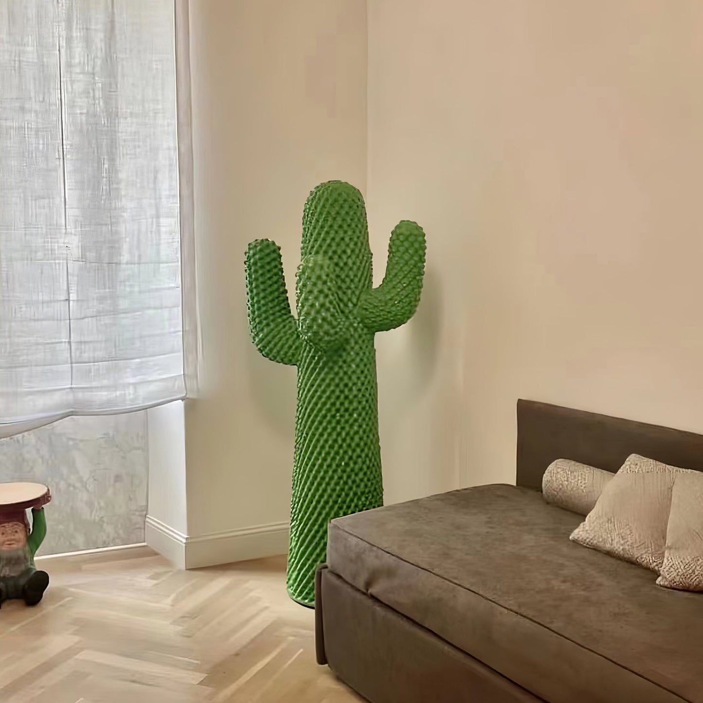 Mello Sculptural Accent lamp Cactus Coat Rack