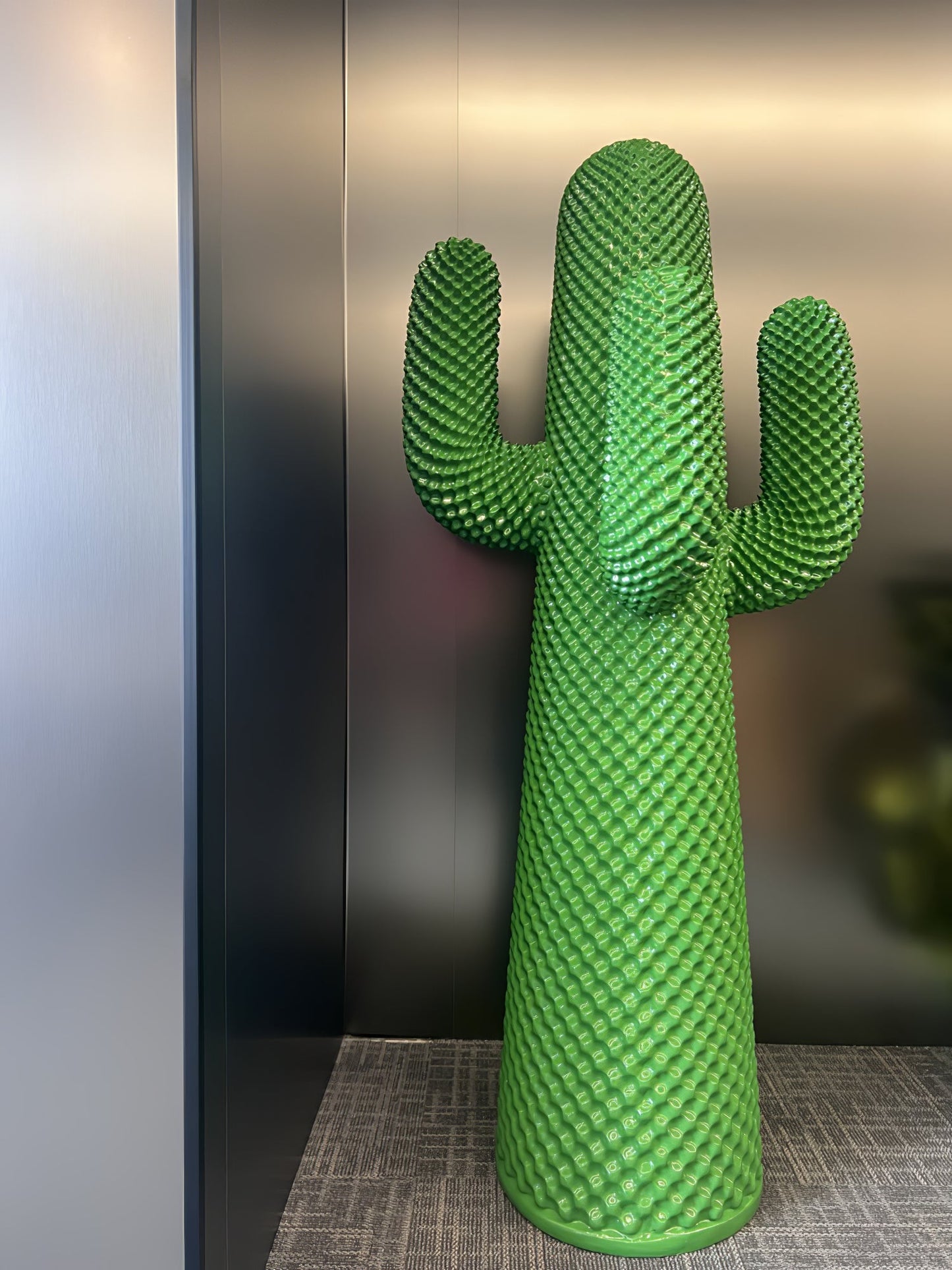 Mello Sculptural Accent lamp Cactus Coat Rack