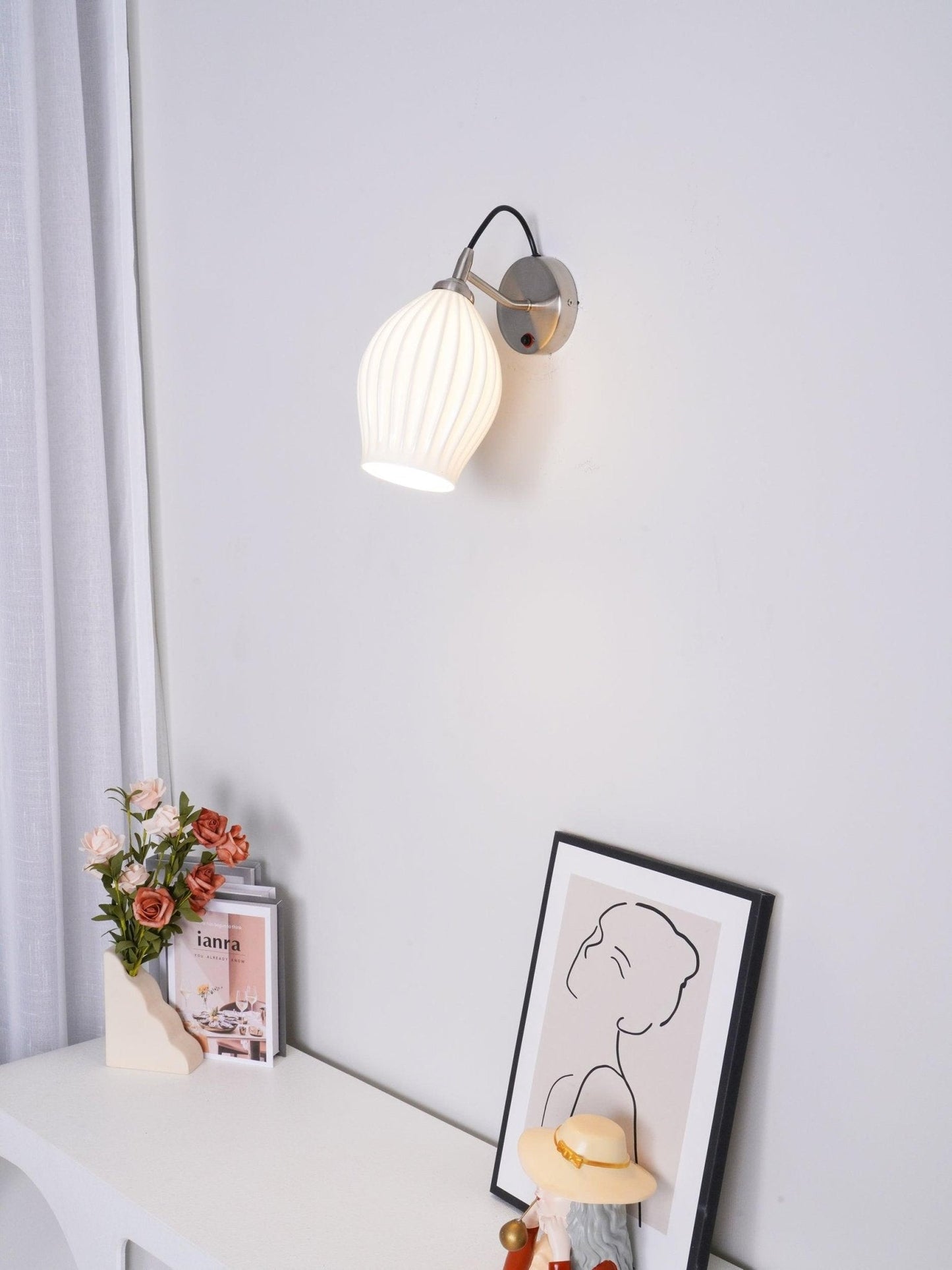 Ceramic Ribbed Lamp bracket Wall light