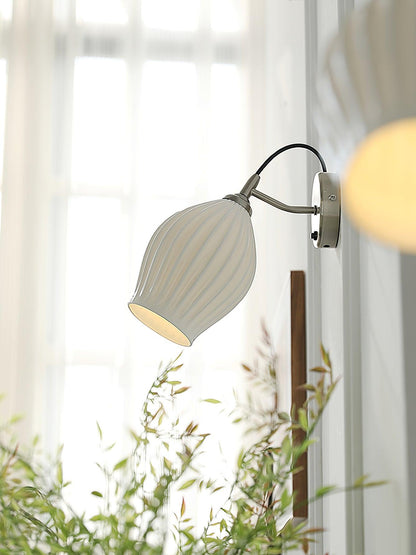 Ceramic Ribbed Lamp bracket Wall light