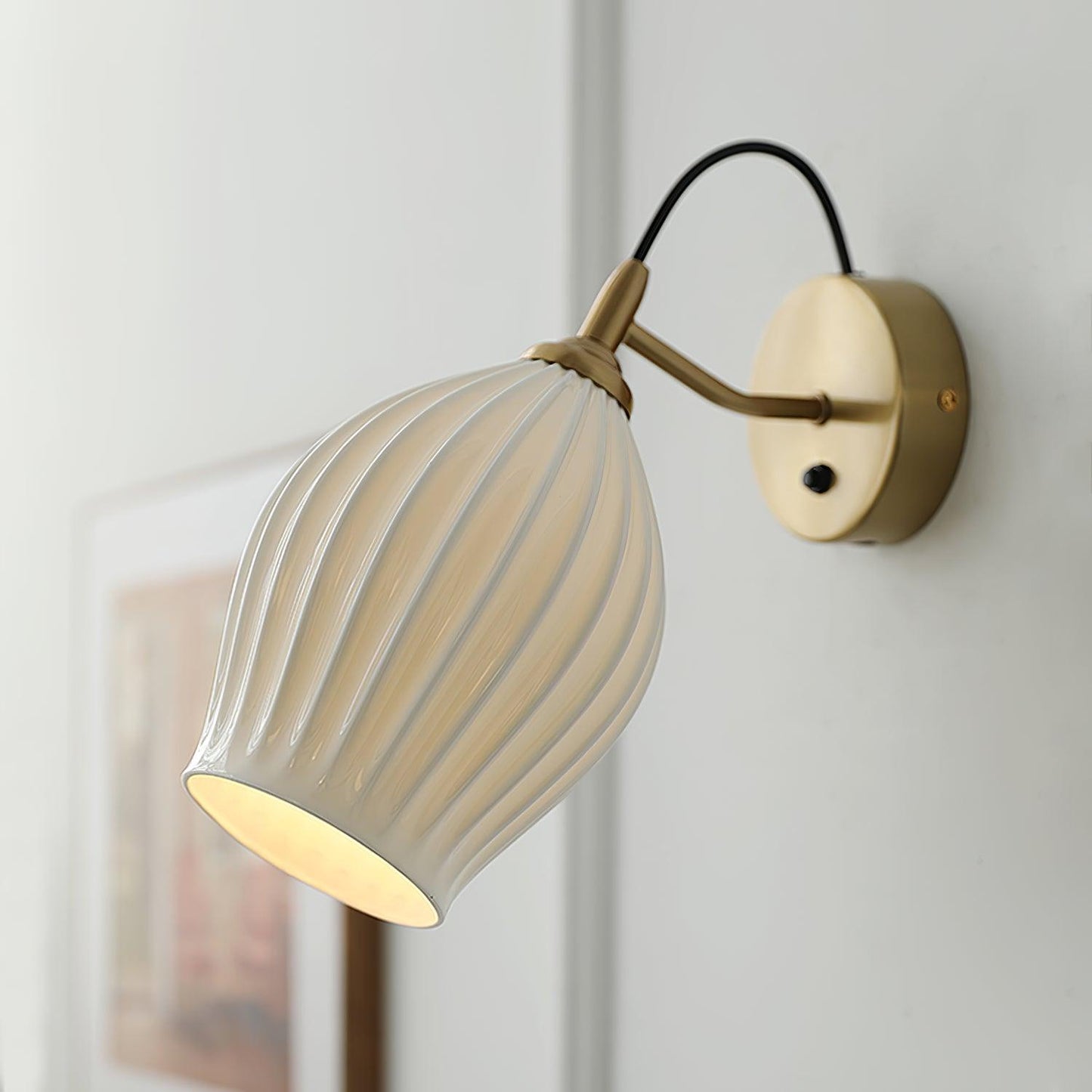 Ceramic Ribbed Lamp bracket Wall light