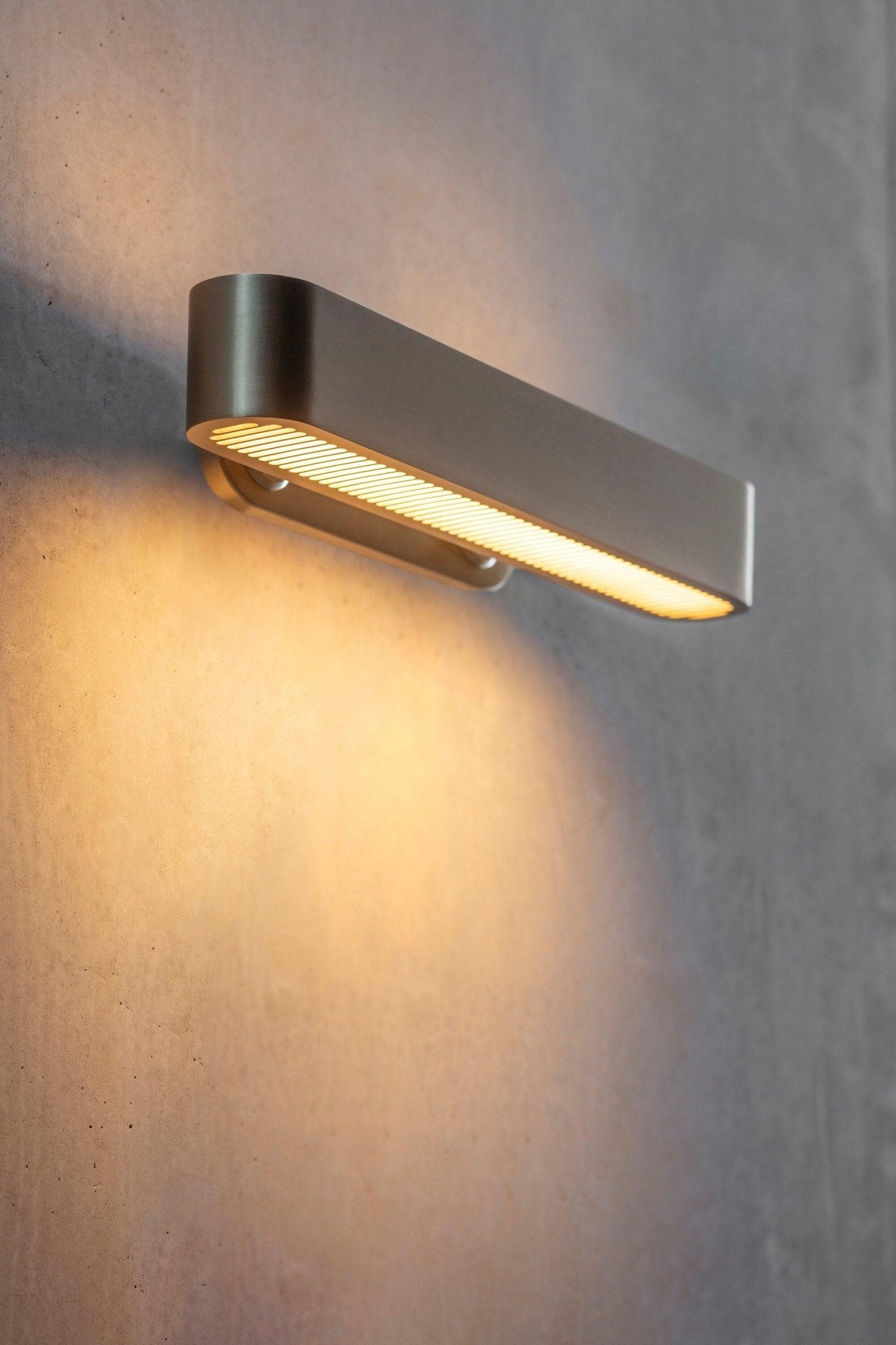 Colt Wall-mounted light Wall Light