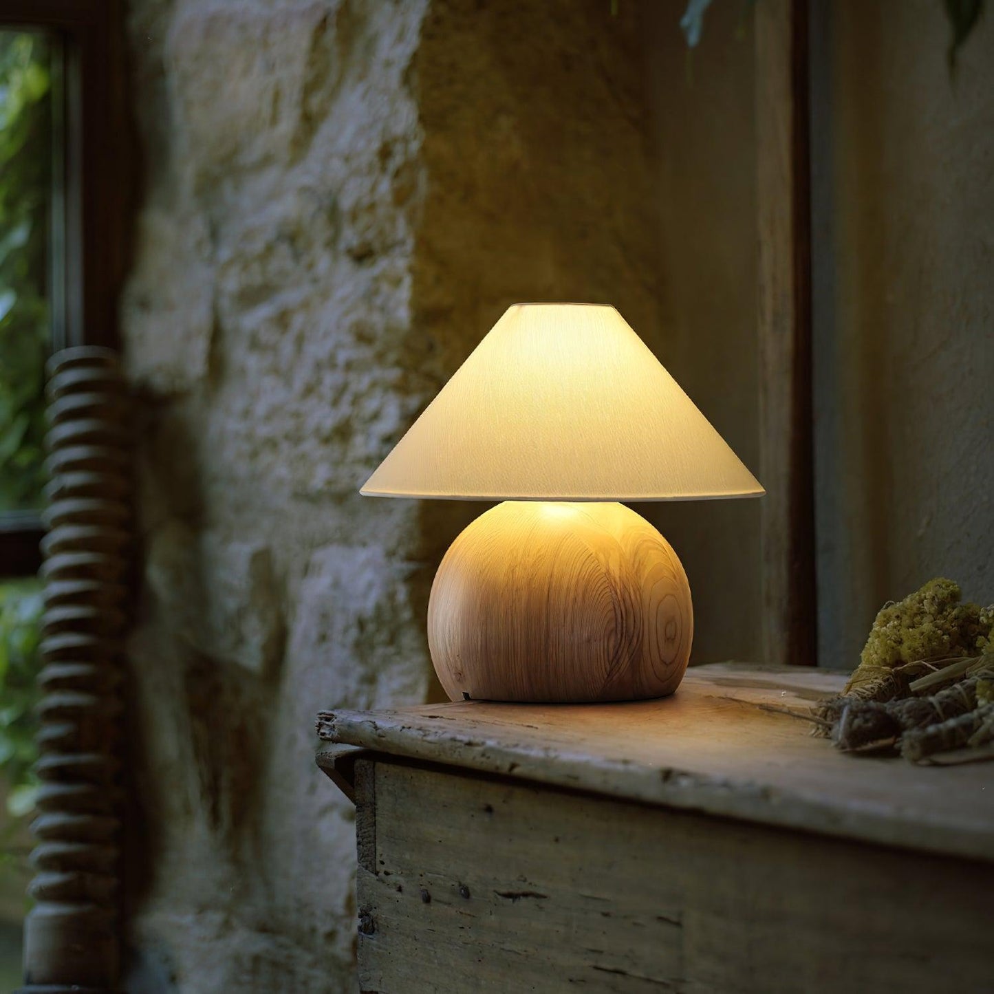 Corner Log Portable lamp Table Lamp