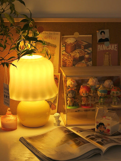 Creamy Mushroom Reading light Table Lamp