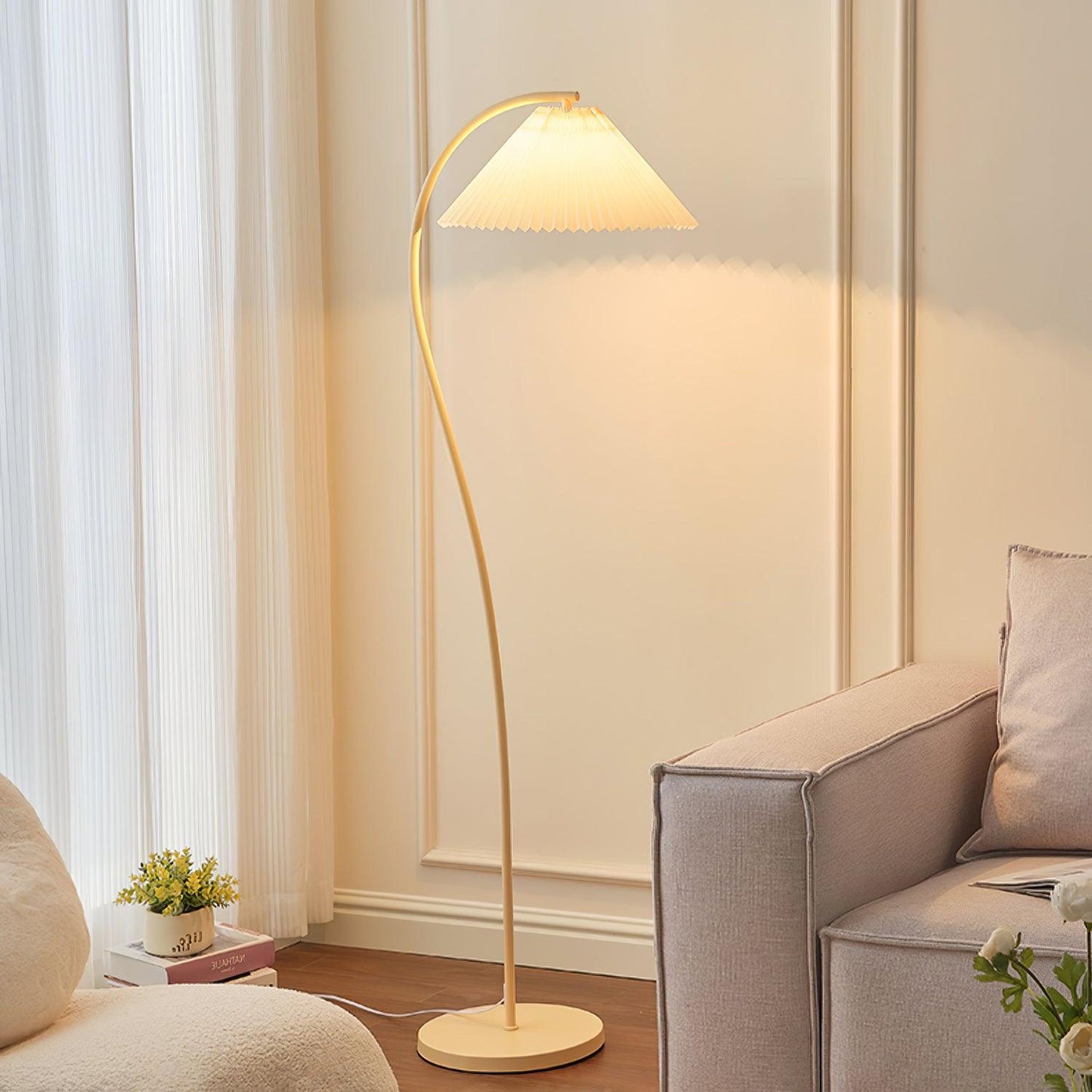 Crescini Pleated Free-standing Lamp Floor Lamp