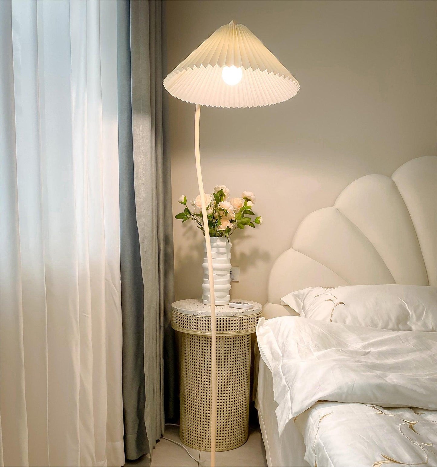 Crescini Pleated Free-standing Lamp Floor Lamp