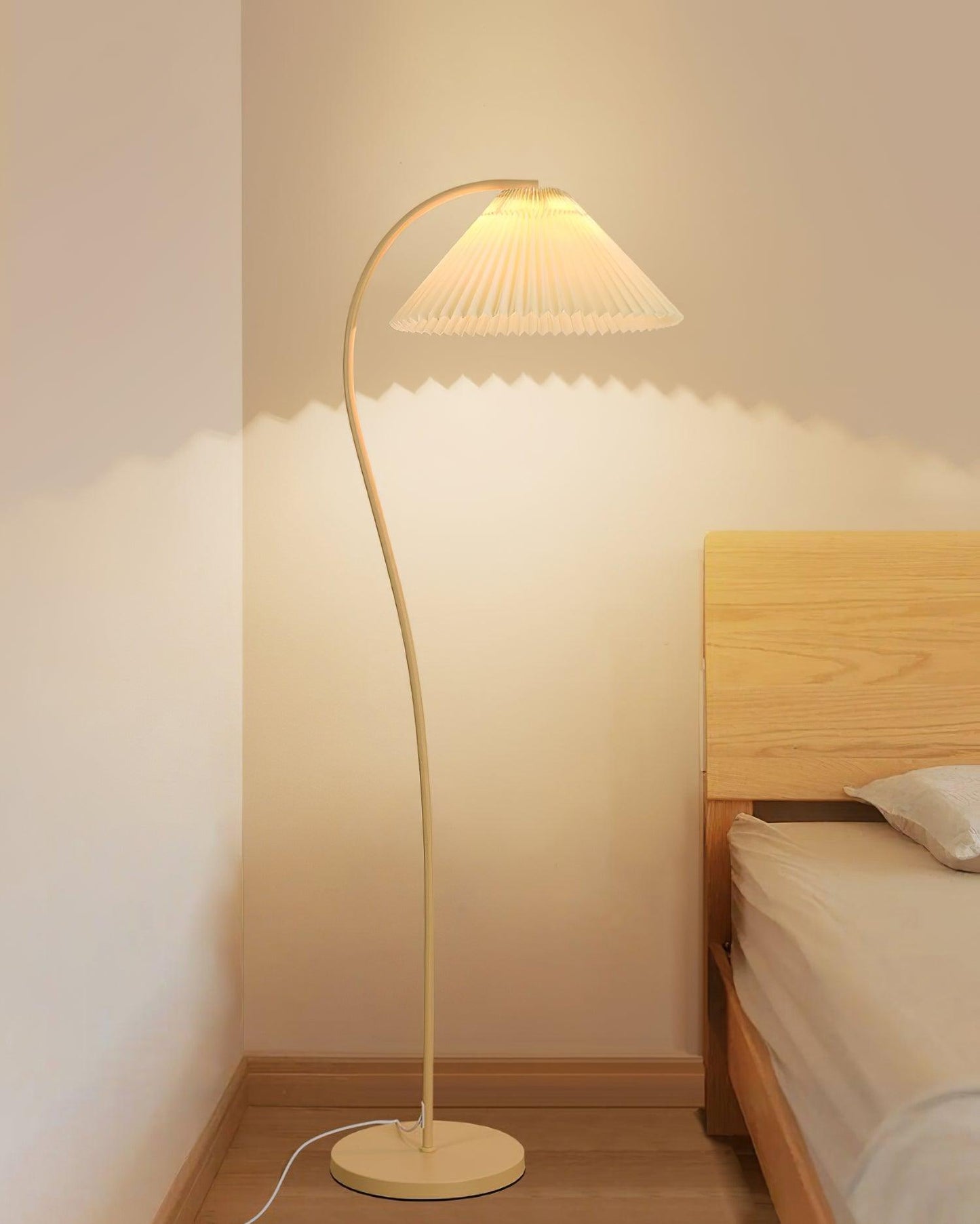 Crescini Pleated Free-standing Lamp Floor Lamp