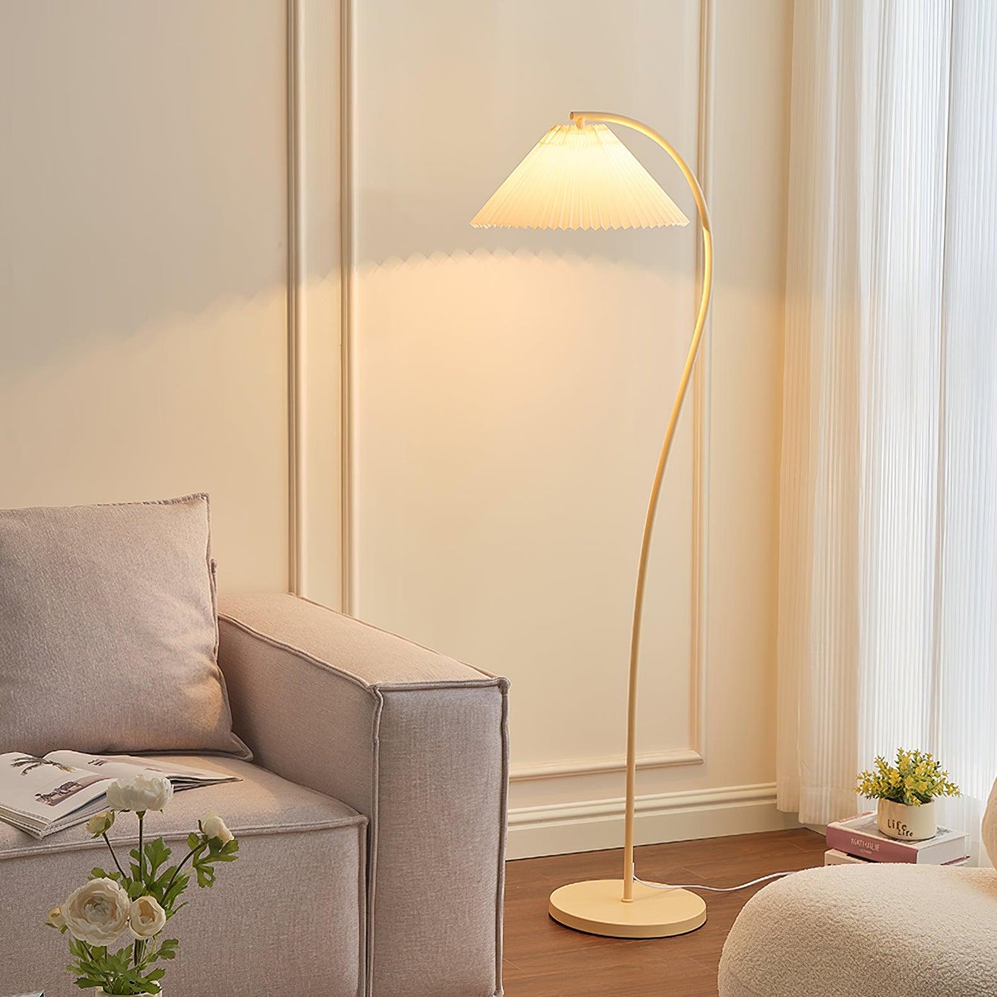 Crescini Pleated Free-standing Lamp Floor Lamp