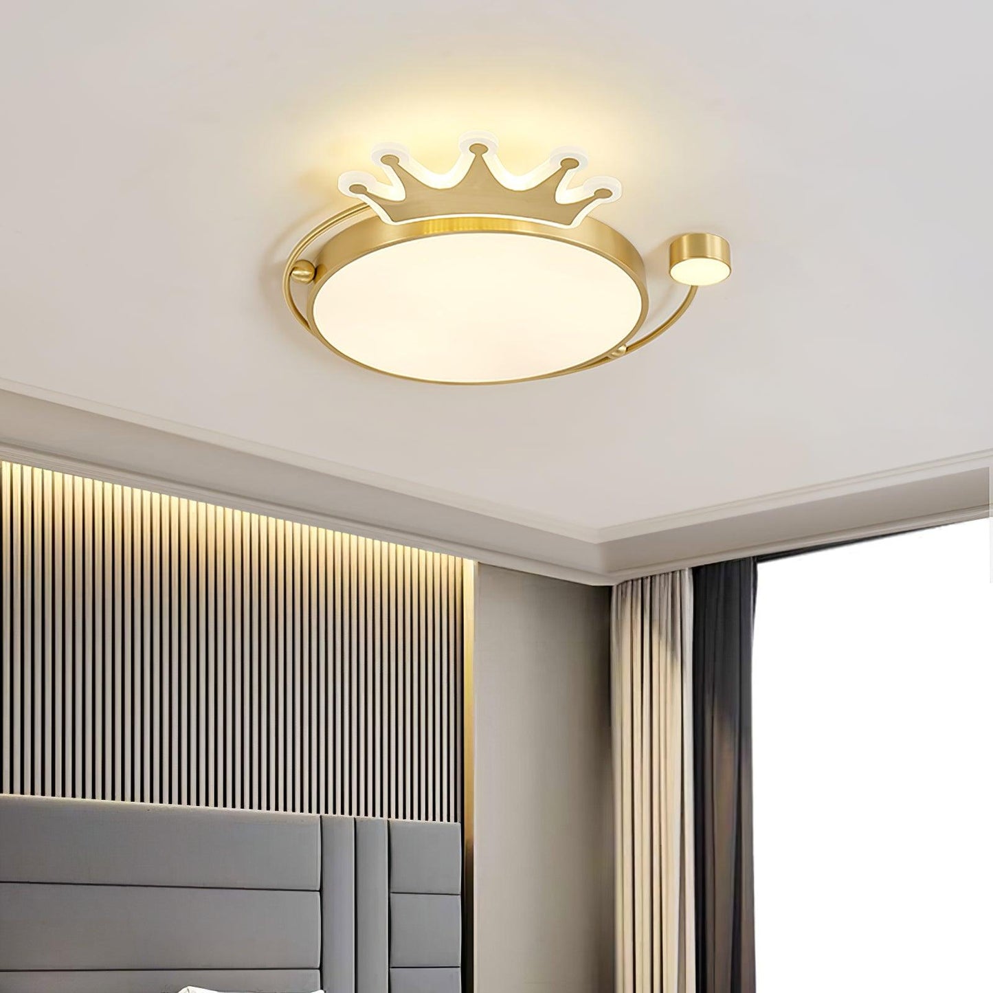 Crown Overhead fixture Ceiling Light