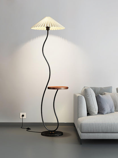 Curvatura Standing Lamp Floor Lamp