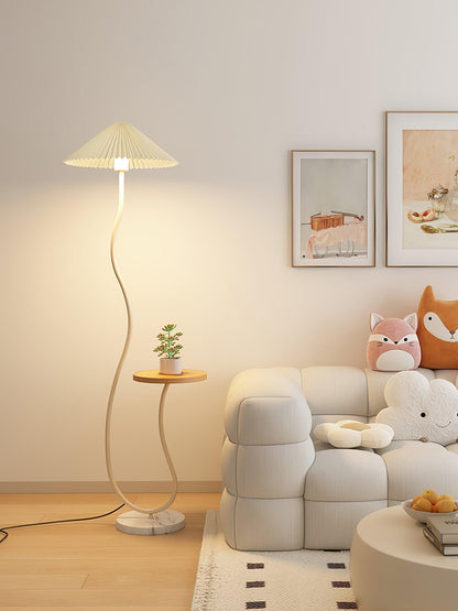 Curvatura Standing Lamp Floor Lamp