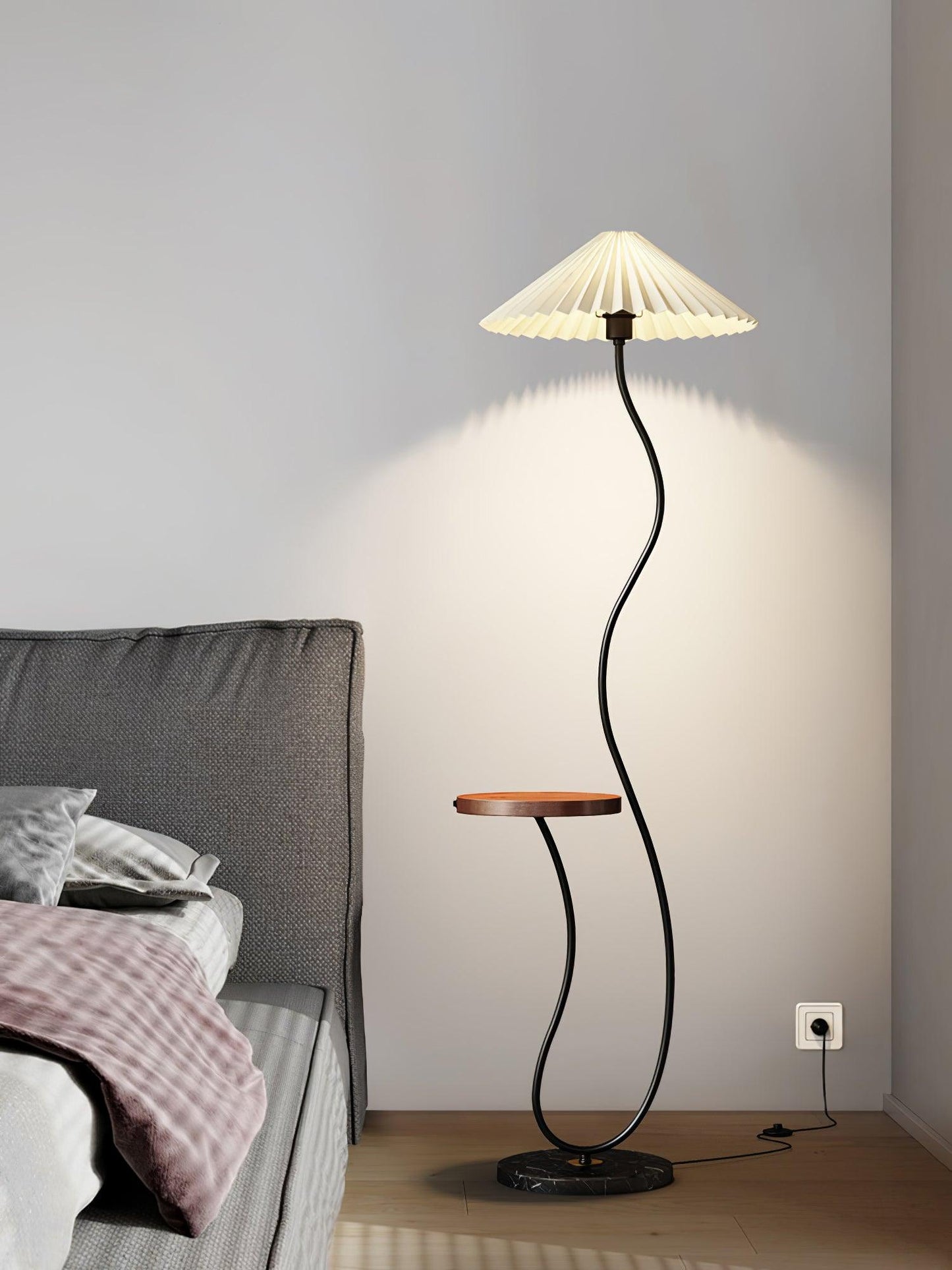 Curvatura Standing Lamp Floor Lamp