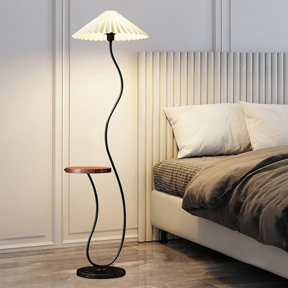 Curvatura Standing Lamp Floor Lamp