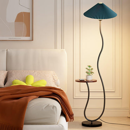 Curvatura Standing Lamp Floor Lamp