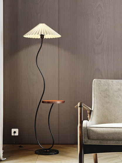 Curvatura Standing Lamp Floor Lamp