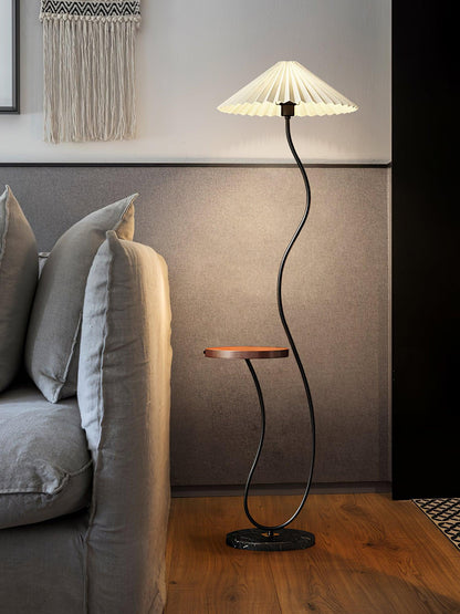 Curvatura Standing Lamp Floor Lamp