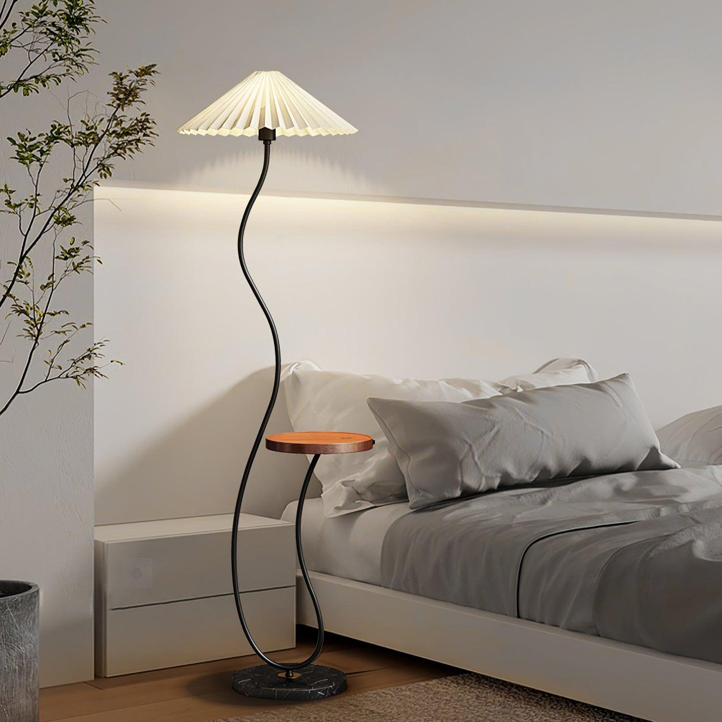 Curvatura Standing Lamp Floor Lamp