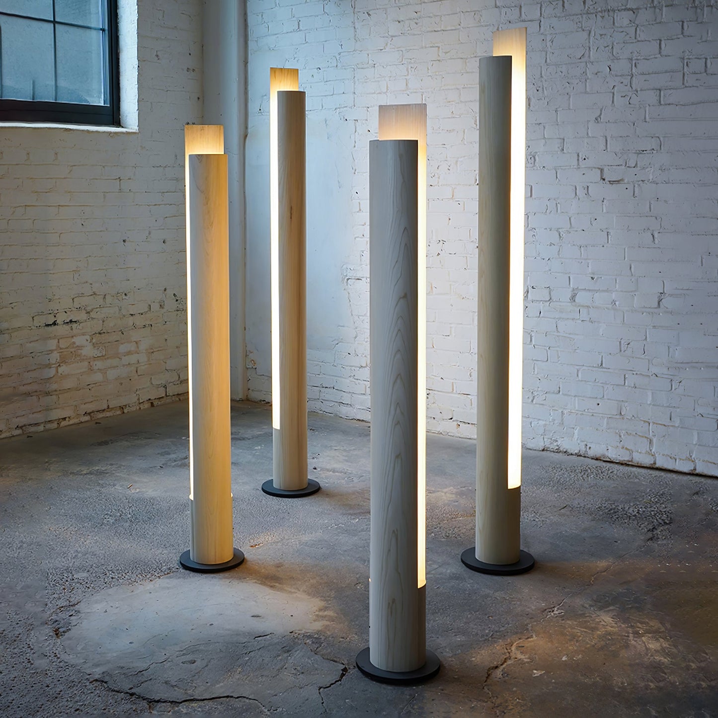 Cylindrical Timber Column Accent Lamp Floor Lamp