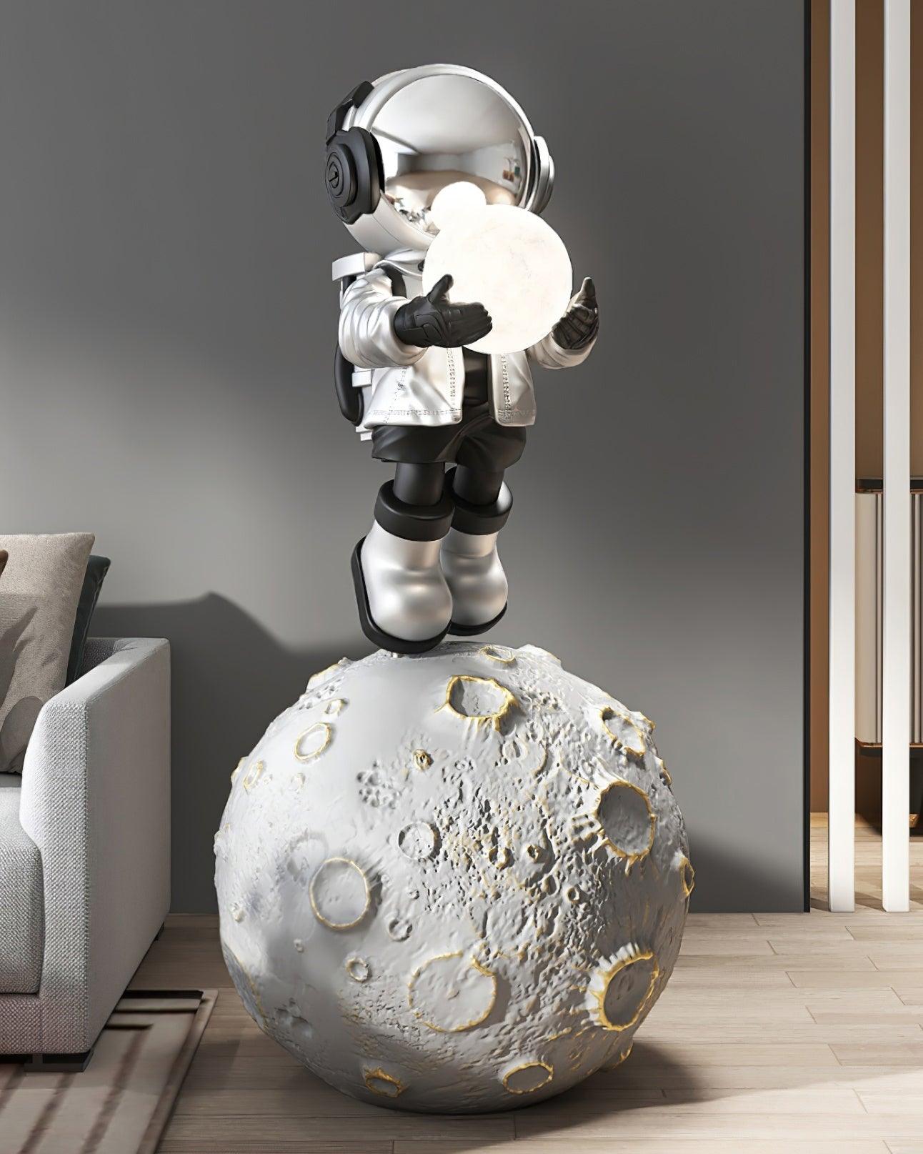 Diver Astronaut Built-in Battery Accent Lamp Floor Lamp