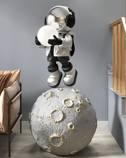 Diver Astronaut Built-in Battery Accent Lamp Floor Lamp