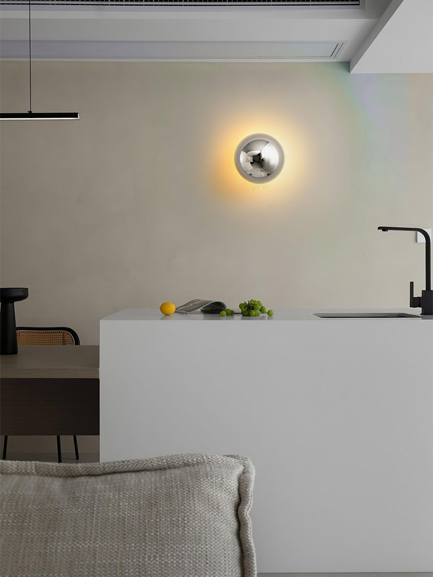 Aurum Sphere Bracket light Wall Sconce