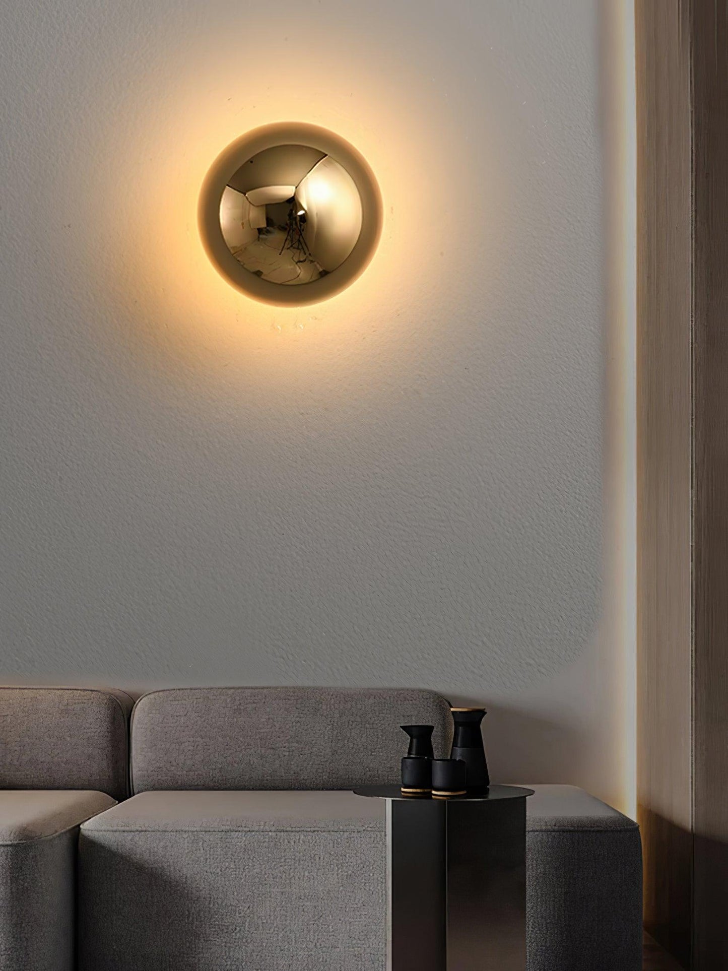 Aurum Sphere Bracket light Wall Sconce