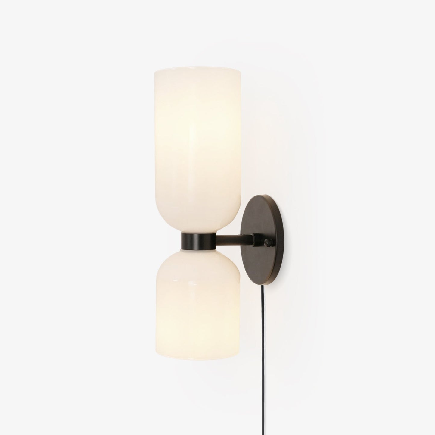 Edie Plug-In Bracket light Wall Lamp