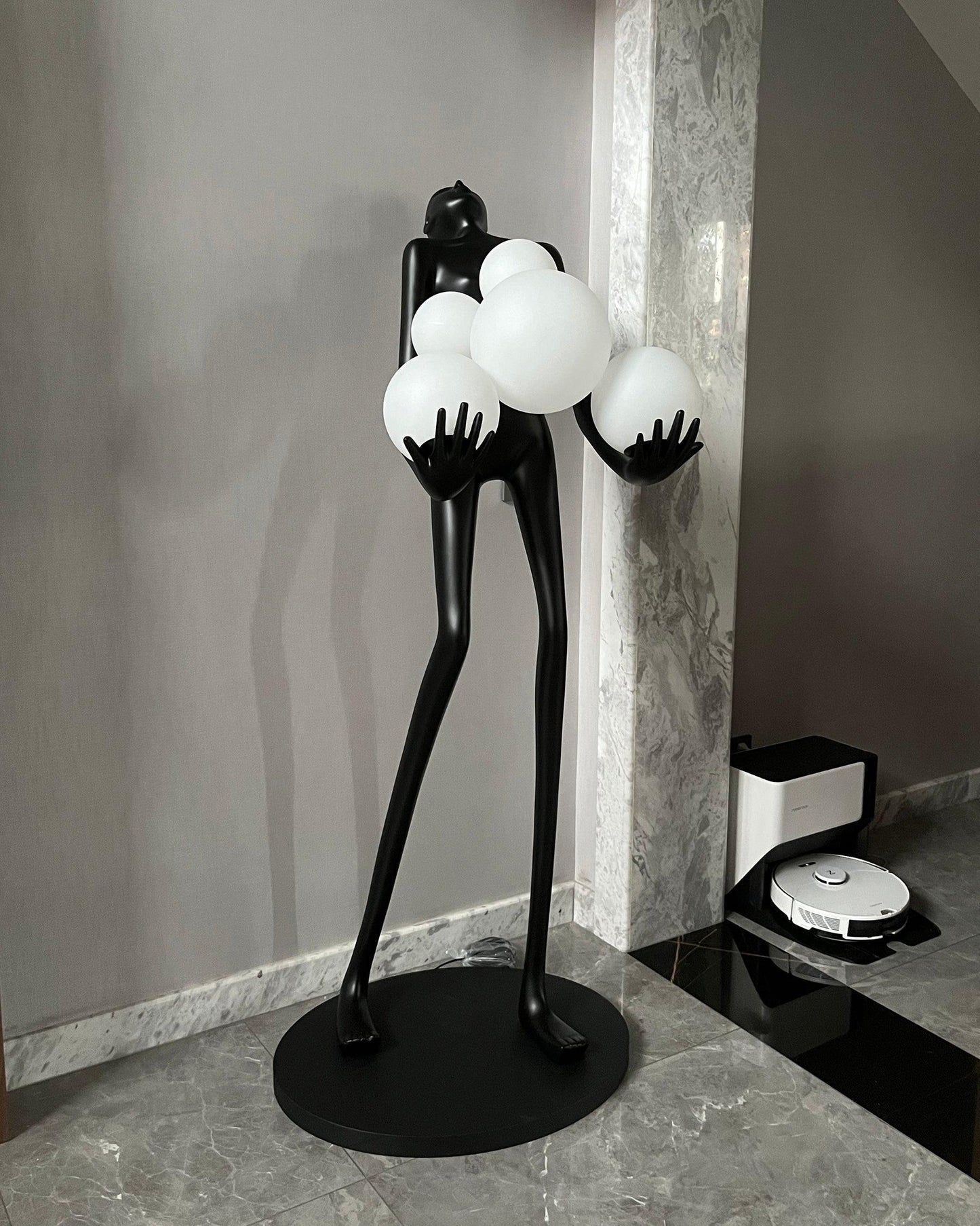 Embrace Sculpture Floor-standing Lamp Floor Lamp