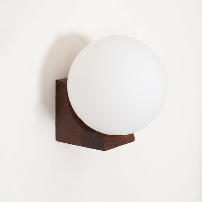 Evelyn Orb Wall sconce Wall Lamp