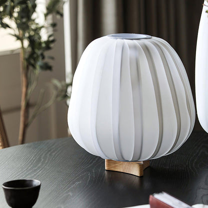 Fabric Minimalist Accent lamp Table Lamp