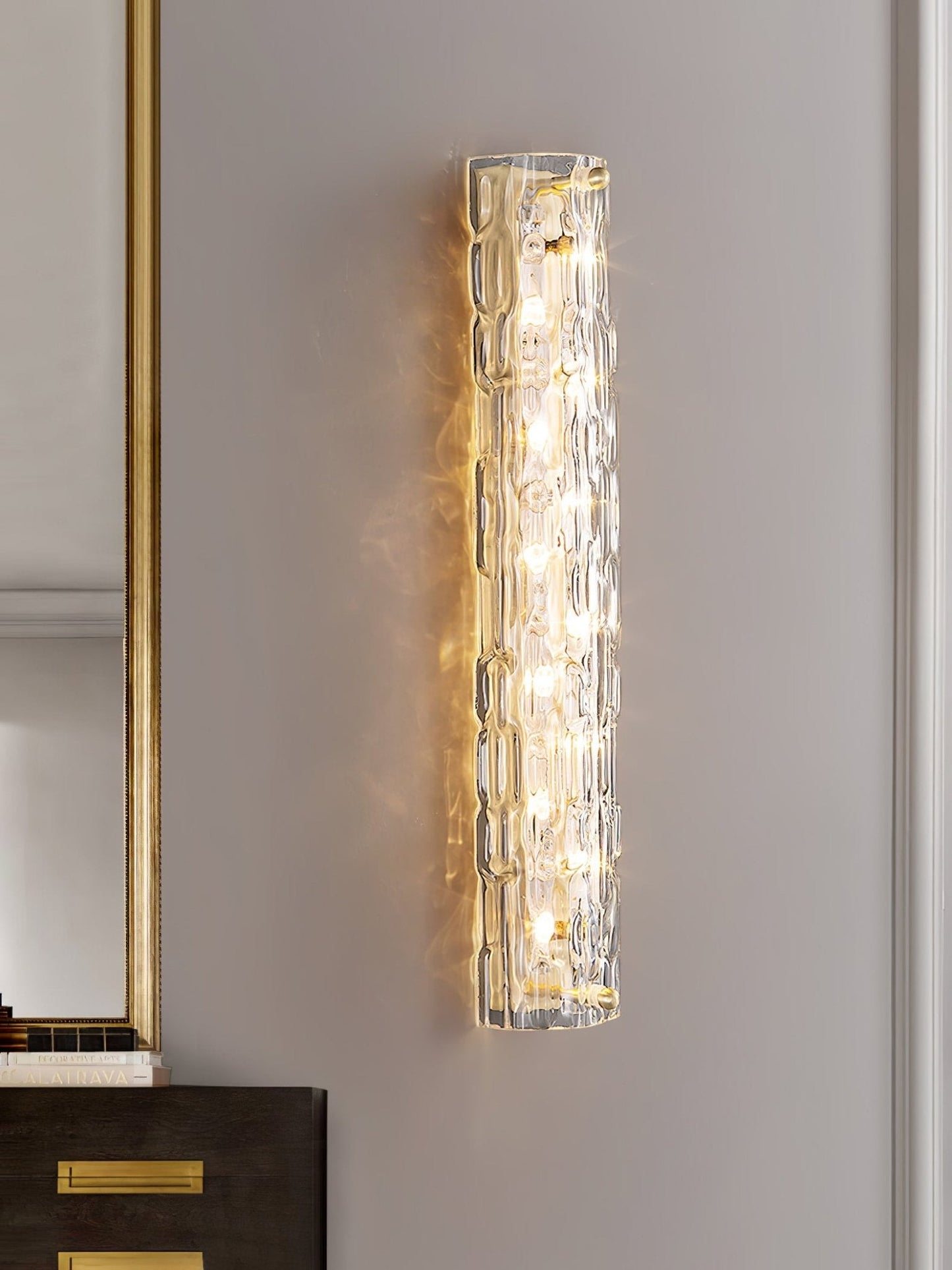 Fine Art Wall-mounted light Sconce