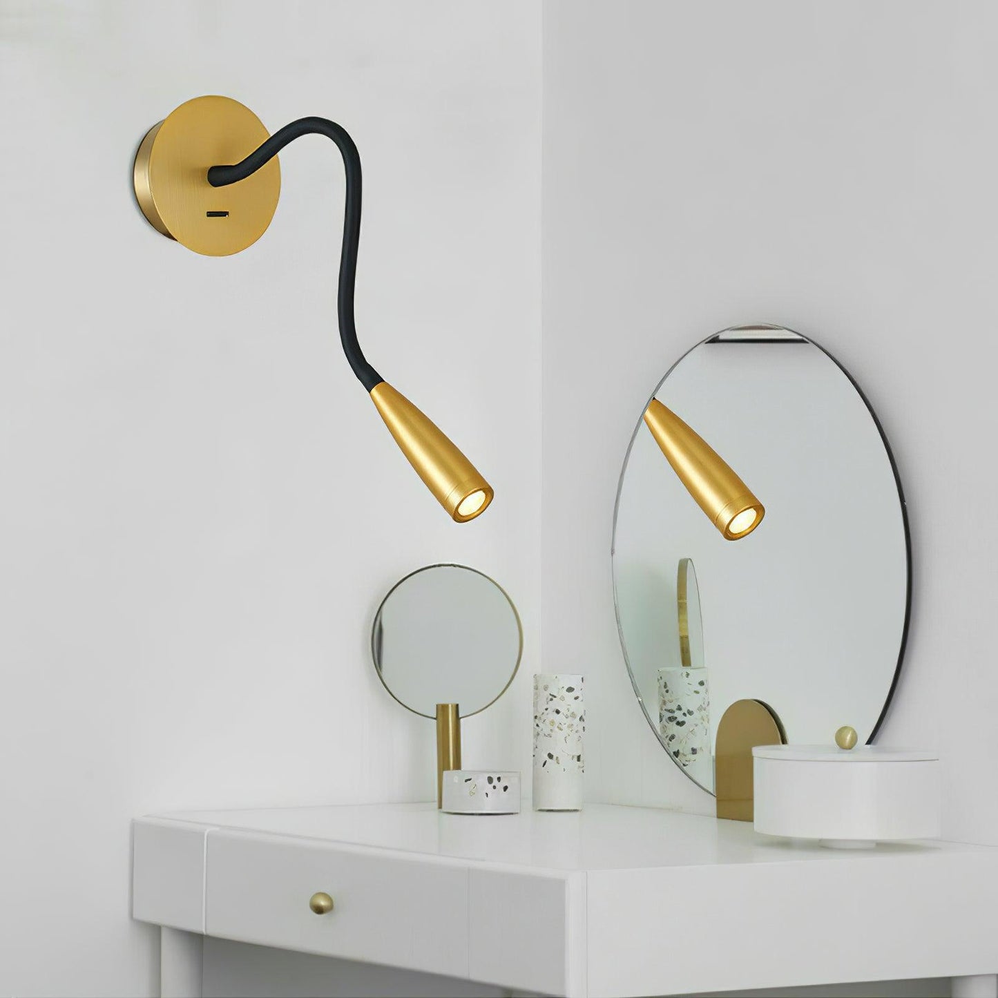 Flexi Hose Sconce Wall Light