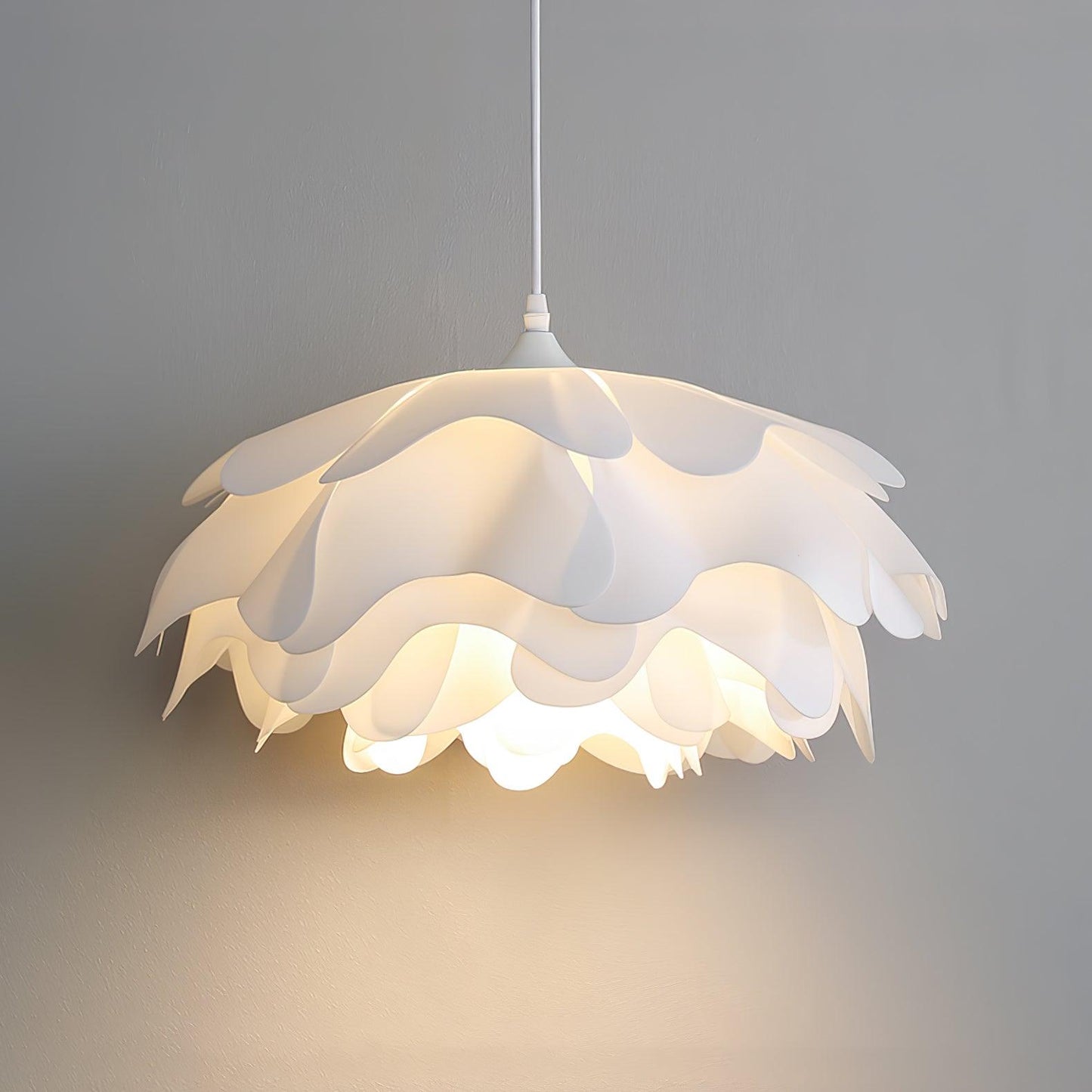 Flower Shaped White Drop light Pendant Lamp